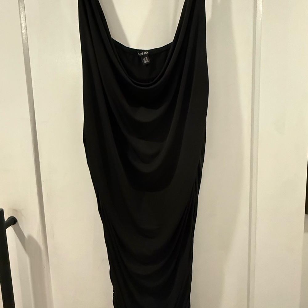 Boohoo PLUS STRAPPY COWL NECK DRESS in Black